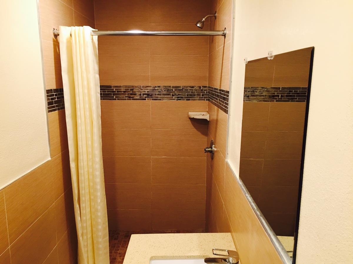 Sunrise Motel Westmont 외부 사진